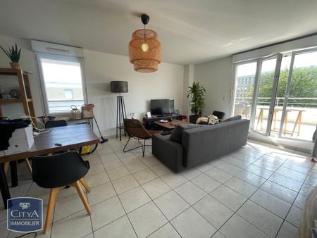 Location Appartement 4 pièces 86m² MONTFAVET 84140 - Photo 3