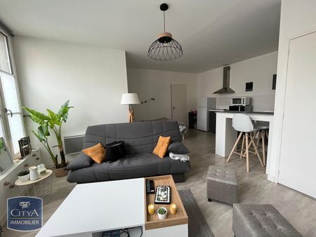 Location Appartement 1 pièce 37m² POITIERS 86000 - Photo 2