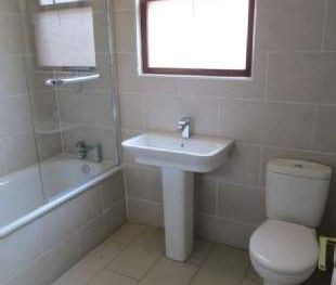 2 bedroom property to rent in Manchester - Photo 5