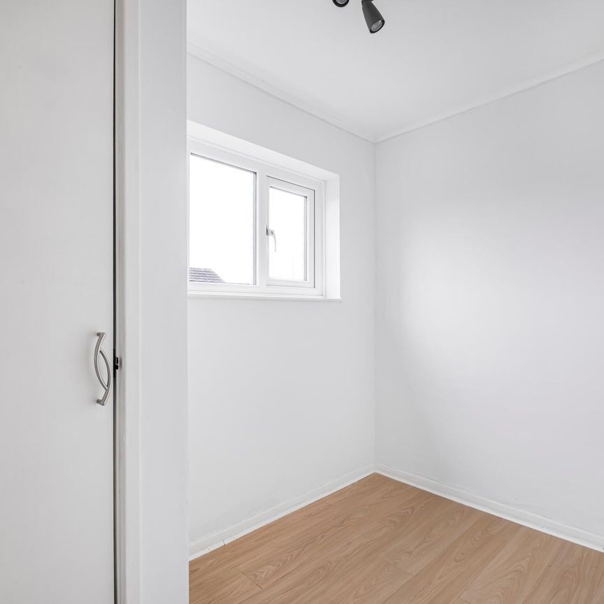 Holmshaw Close - Photo 1