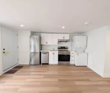 401 Navy Street - 3 — Bachelor - Photo 6