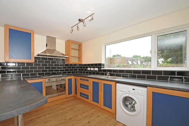 St James Lane, Muswell Hill N10 - Photo 1