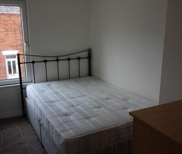 13 Capstone Street, Belfast, BT9 7HN - Photo 2