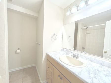 For Lease - 44 Moir Crescent Unit# Lower Level, Barrie, Ontario - Photo 3