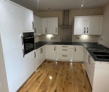 3 bedroom barn conversion to rent - Photo 6