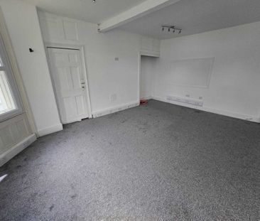 St Georges Place, Brighton - Photo 3