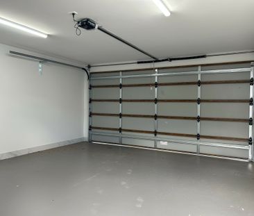 5 Taro Walk, Rockbank VIC, Belconnen - Photo 4