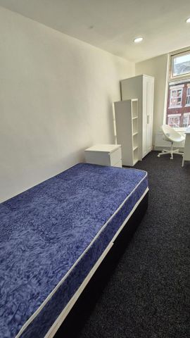 5 bedroom terraced house to rent - Photo 5