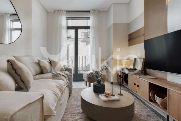 Apartamento de alquiler en Calle de la Farmacia, Justicia - Chueca - Photo 1