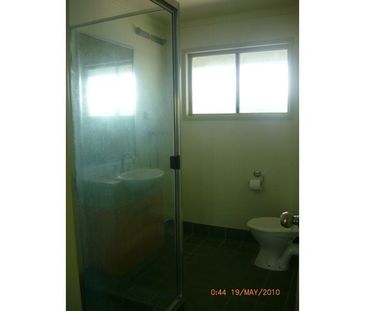 7/108-109 The Strand, North Ward - Photo 4