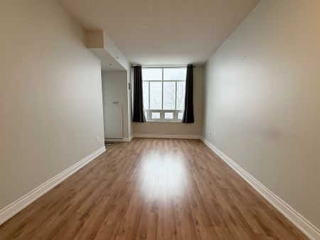 For Lease - 2396 Major MacKenzie Drive Unit# 310, Vaughan, Ontario - Photo 4