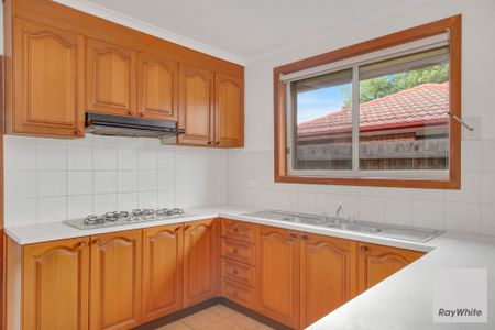 Three Bedroom Home Plus Study! - Photo 5