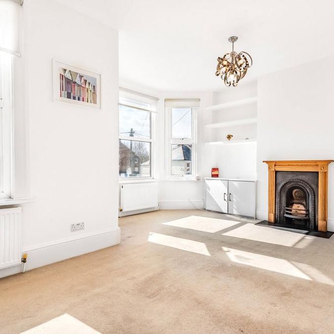 2 bedroom maisonette to rent - Photo 1