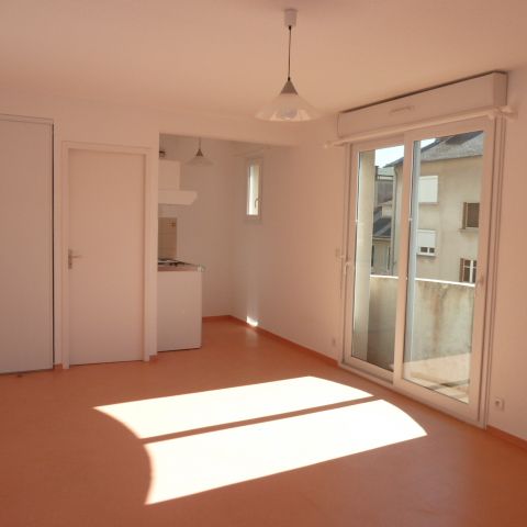 Location Appartement 1 pièce 25m² - Photo 1