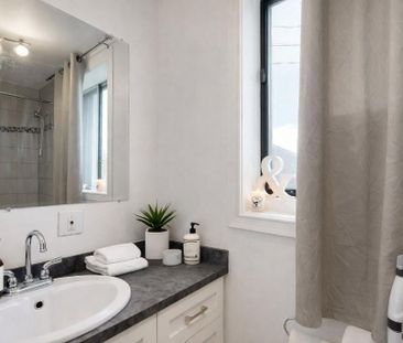 STUDIO LIBRE IMMÉDIATEMENT AU 2515 AVENUE DU COLISÉE (LIMOILOU) - Photo 4