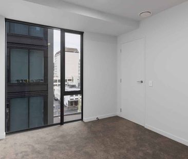 Modern 1-Bedroom Apartment for Rent !!! - Photo 3