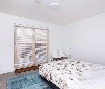 Swallow Street, Swansea, SA1 - Photo 2