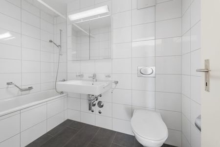 4.5 Zimmer, 93 m², 4. Stock - Photo 3
