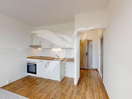 Pronájem bytu 1+1 39 m2 - Fotografie 3