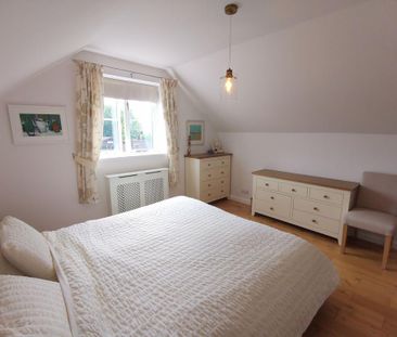 3 bedroom semi-detached house to rent - Photo 6