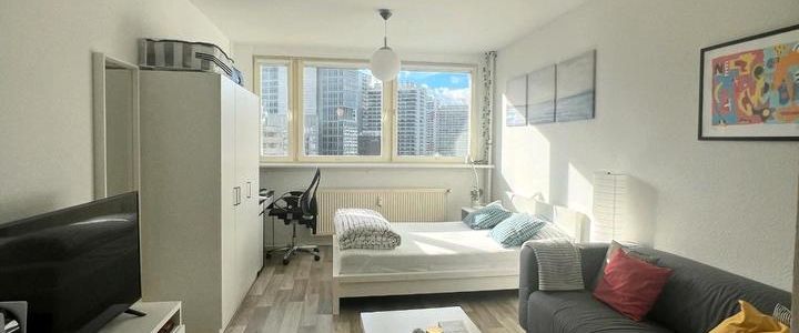 1 Zimmer Apartment mit toller Aussicht - Berlin Mitte - Foto 1