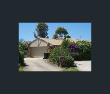 40 Regensberg Close, Varsity Lakes, Qld 4227 - Photo 3