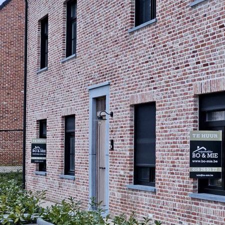 Nieuwbouw, gelijkvloers appartement met 2 slaapkamers en garage - Photo 1