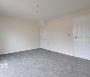 3 bedroom semi-detached house to rent - Photo 4
