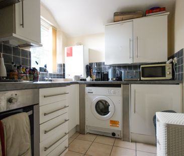 96 Raddlebarn Road - Photo 3