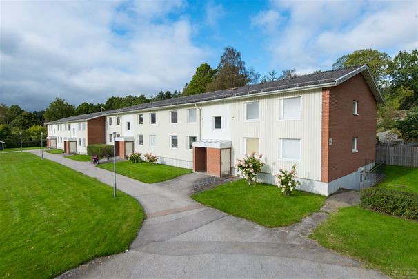 Hasselvägen 9 - Foto 1