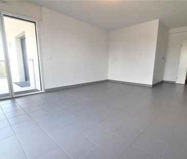 Location Appartement 4 pièces 104m² DIJON 21000 - Photo 2