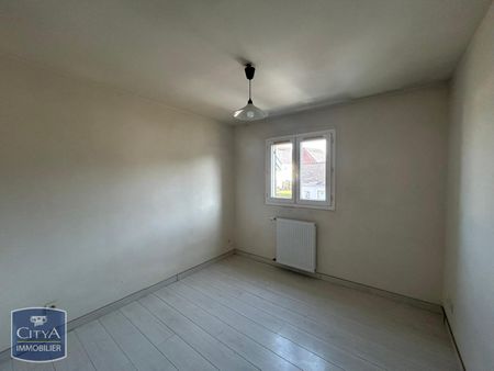 Location Maison 4 pièces 85m² MONTAUBAN DE BRETAGNE 35360 - Photo 3