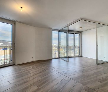 SUPERBE appartement de 2 ½ pièces en attique - Foto 1