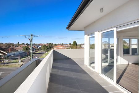 Thornbury Knockout - Photo 3