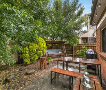 Modern Comfort Meets Effortless Living – 1/8 Lake Avenue, Pascoe Vale - Photo 5