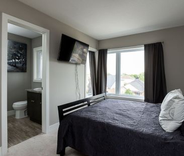 For Lease - 2144 Meadowgate Boulevard, London South, Ontario - Photo 1