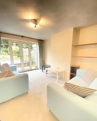 4 bedroom semi-detached house to rent - Photo 1