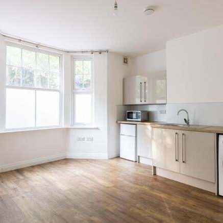 Regent Street, Rugby, CV21 - Photo 1