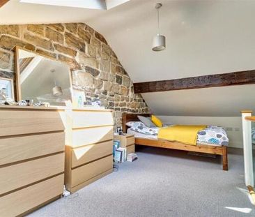 4 bedroom terraced house to rent - Photo 6