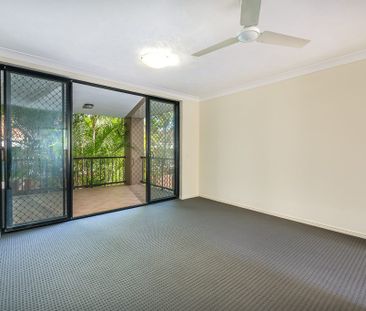 10/4 Mawarra St, Palm Beach, QLD 4221 - Photo 4