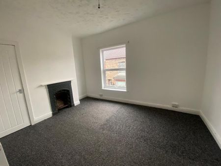 2 Bedroom End Terraced House To Rent - Photo 4