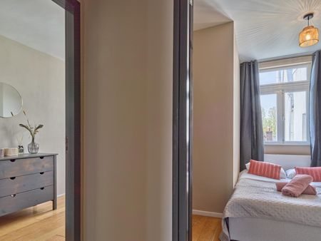 Verhuurd: Albert Cuypstraat 143-3, 1072 CS Amsterdam - Photo 2