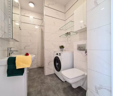 Kawalerka z balkonem w pełni wyposażona. 31.97 m² - Photo 1