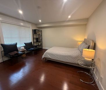6290 Eagles Drive apartment — Vancouver, BC (1-Bedroom) - 1 Bedroom - Photo 2