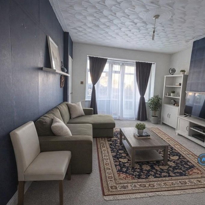 3 bedroom end of terrace house to rent - Photo 1