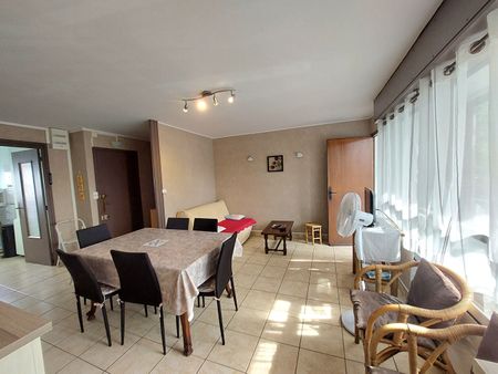 Location Appartement 3 pièces 47m² - Photo 3