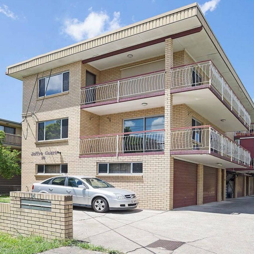 4/23 Joffre Street, Coorparoo. - Photo 1