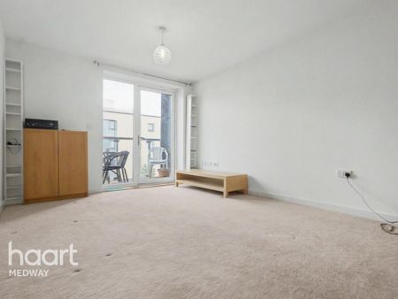 1 bedroom apartment to rent - Photo 4
