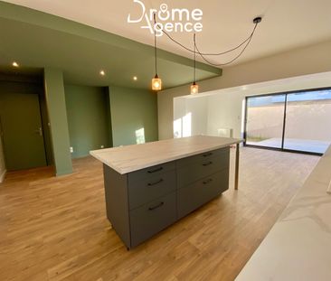 Location Appartement 3 pièces 79m² VALENCE 26000 - Photo 2