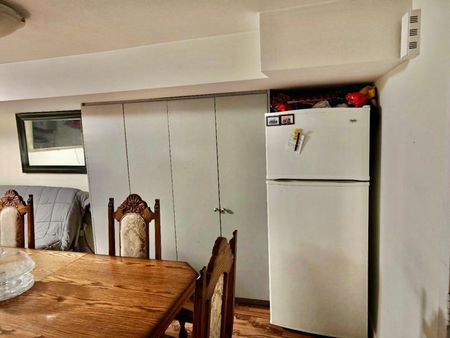 For Lease - 178 Rosemount Avenue Unit# Lower, Toronto, Ontario - Photo 3